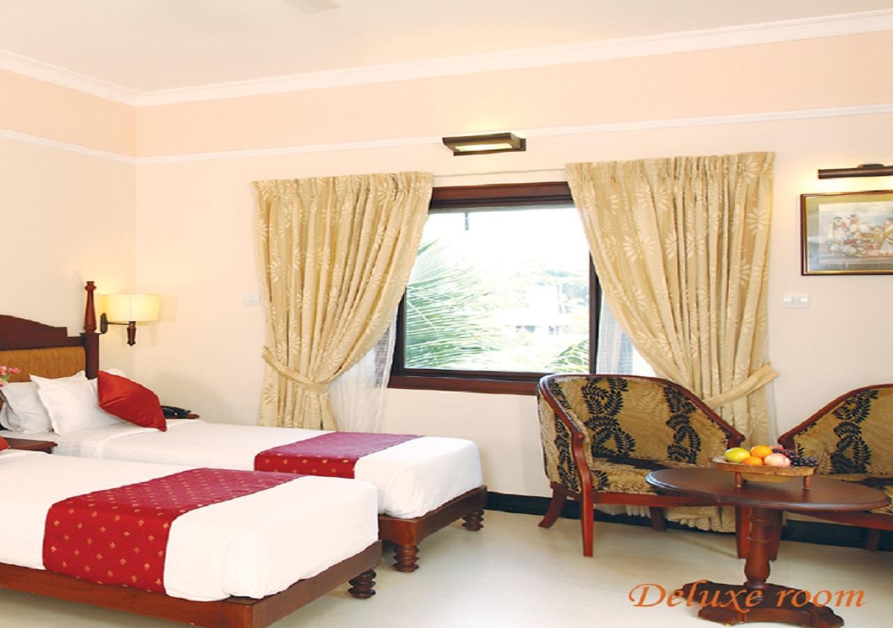 Grand Thekkady Ξενοδοχείο Kumily Εξωτερικό φωτογραφία